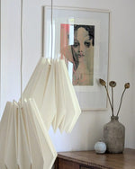 Lade das Bild in den Galerie-Viewer, Petit Papillon
